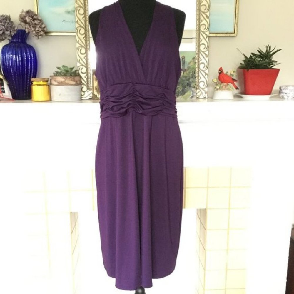 Beautiful flattering dress ~ XL